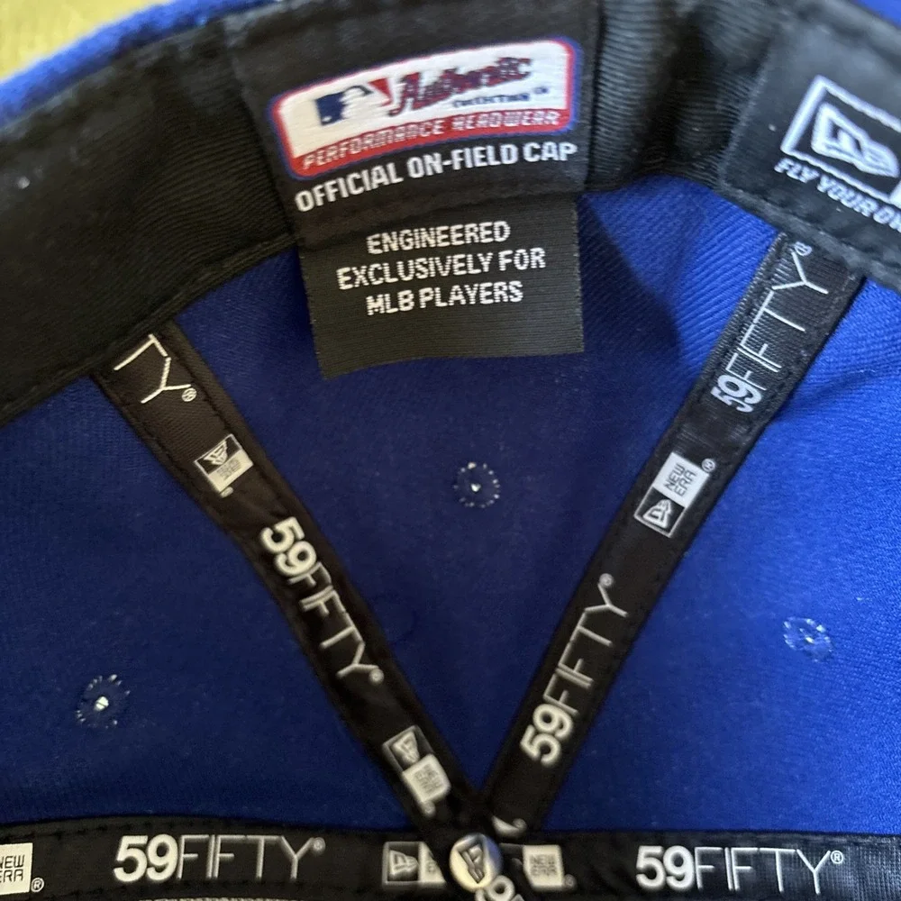 Chicago Cubs New Era 59FIFTY Fitted Hat Size 7 1/8 Royal Blue MLB Baseball Cap